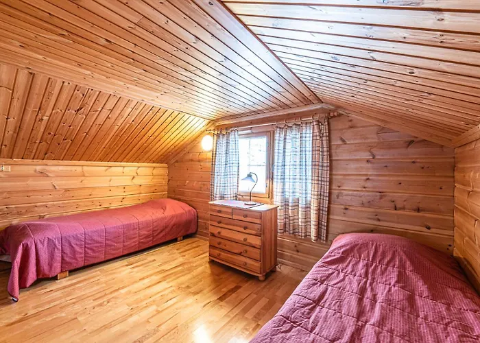 Family At Nulppotie 5, Levi Korospohja